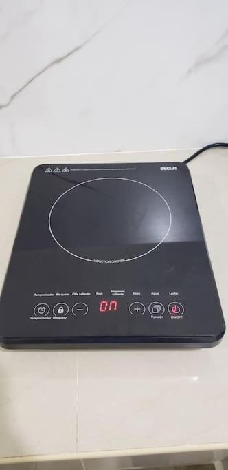 Nuevo Departamento de 2 recamaras con aire acondiconado, parking, wifi 70mb, refrigerador, micro,fregadero,licuadora,parrilla,utensilios de cocina, D5 Ciudad Valles Exterior foto